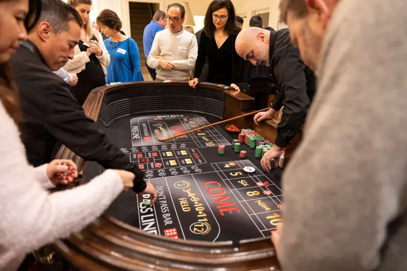 Chasing Ghosts: The Truth About Hot Tables, Cold Tables, and the Streaks That Aren't Really There
